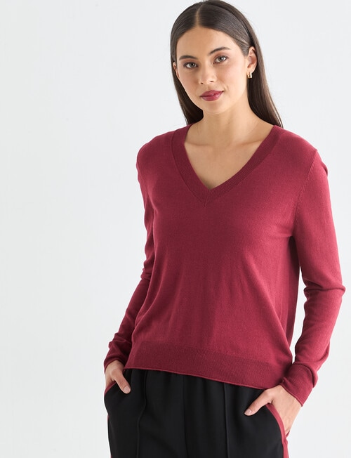 Whistle Lightweight V-Neck Jumper, Sangria product photo View 05 L