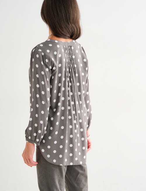 Ella J Pleat Detail Shirt, Sage Spot product photo View 02 L