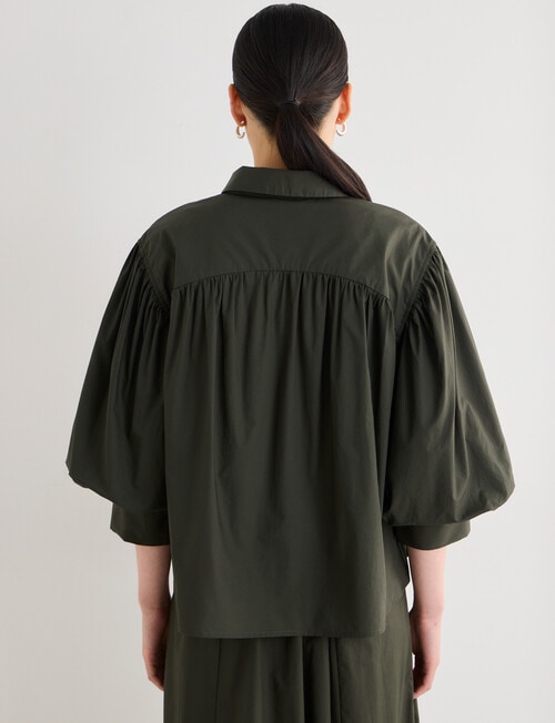 State of play Aura Shirt, Dark Green product photo View 02 L