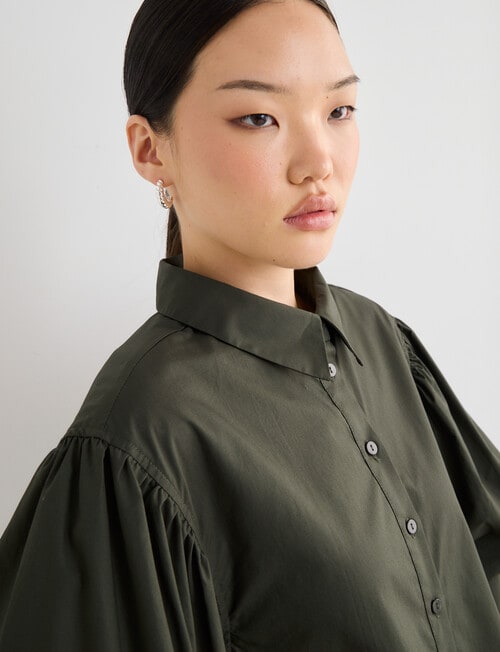 State of play Aura Shirt, Dark Green product photo View 04 L