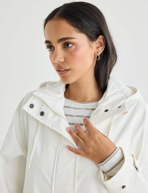 Xcesri Showerproof Jacket, Cloud Dancer product photo View 04 L