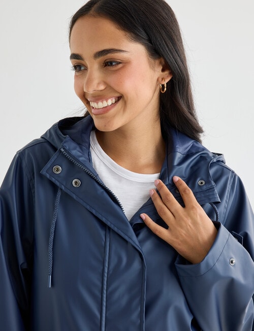 Xcesri Showerproof Jacket, Navy product photo View 04 L