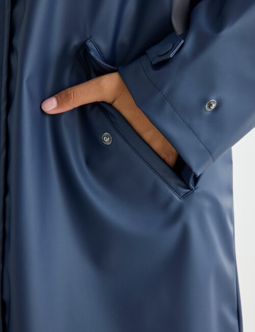 Xcesri Showerproof Jacket, Navy product photo View 05 L