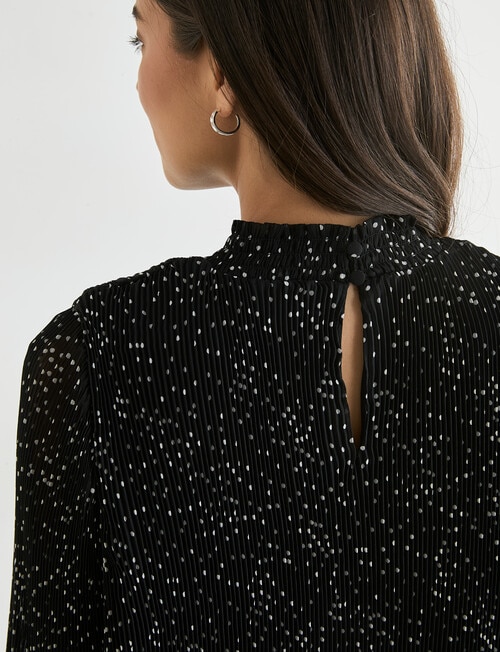 Whistle High Neck Pliss&eacute; Top, Spot Black & White product photo View 07 L