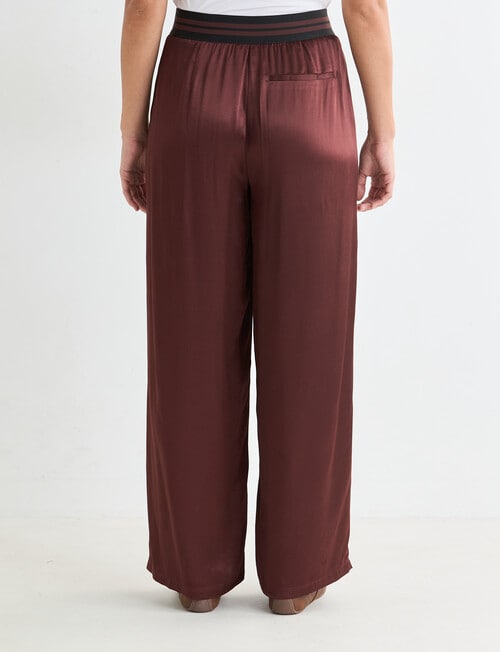 Mineral Peta Pant, Pomegranate product photo View 02 L