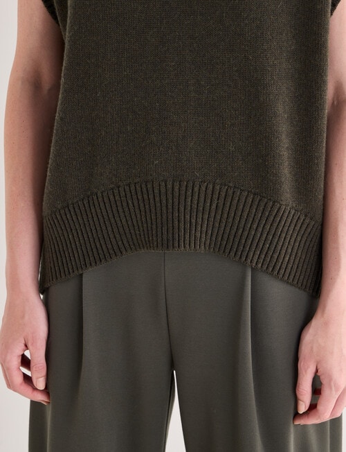 Jigsaw Curve Vest, Khaki product photo View 05 L