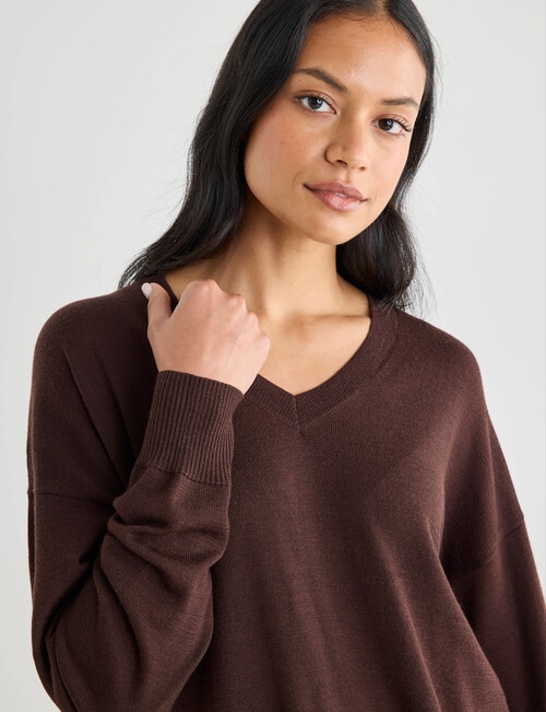North South Merino V-Neck Sweater, Chocolate product photo View 05 L