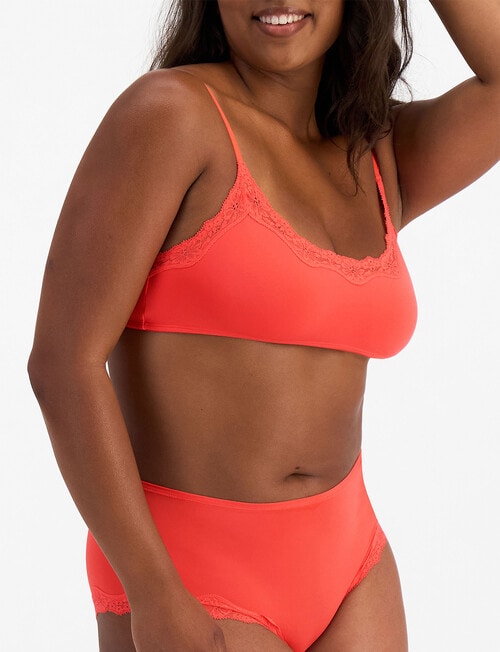 Bonds Bases Flex Lace Shortie, Pomodoro product photo View 02 L