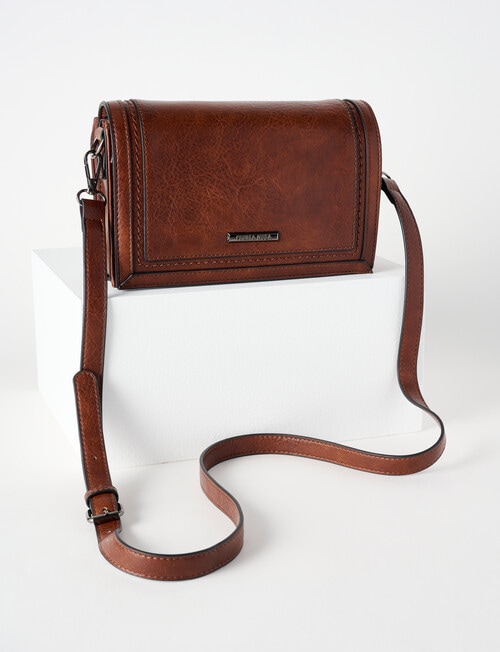 Pronta Moda Full Flap Crossbody Bag, Tan product photo