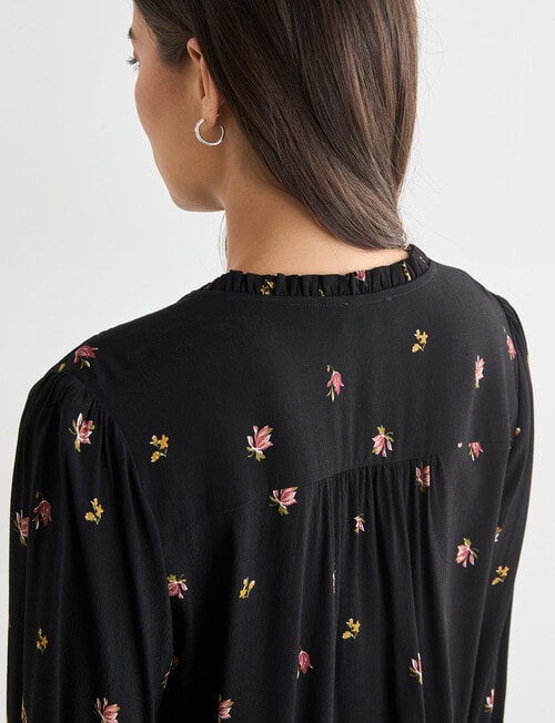 Whistle Long Sleeve Gather Top, Floral Black product photo View 06 L