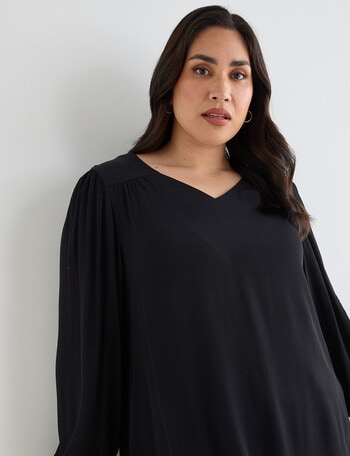Studio Curve V-Neck Long Sleeve Blouse, Black product photo