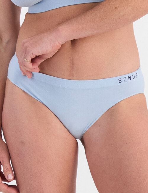 Bonds Seamless Bikini Brief, Popsicle product photo