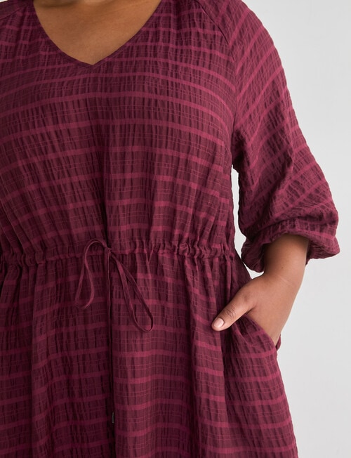 Studio Curve Check V-Neck Tiered Dress, Cherry Lacquer product photo View 04 L