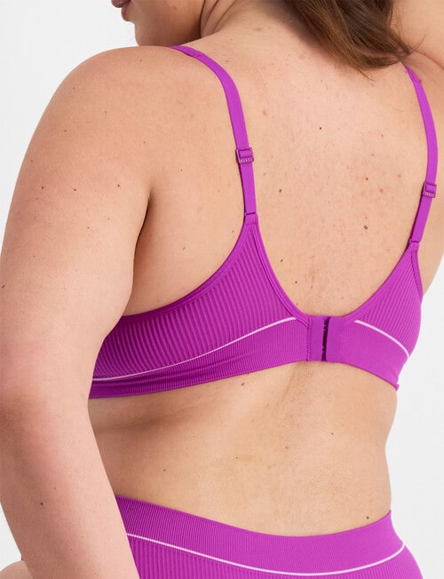 Bonds Retro Rib Wirefree Tee, Hyper Purple product photo View 03 L