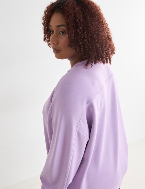 Superfit Curve Premium Crew Sweat, Lavender product photo View 06 L