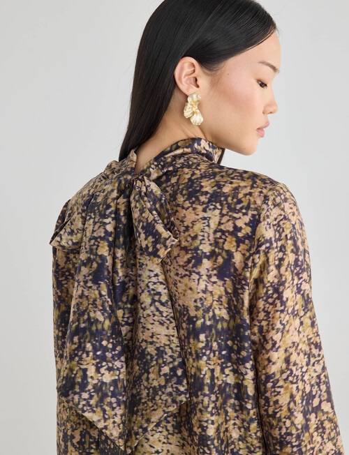 State of play Luminate Blouse Dapple Print product photo View 06 L