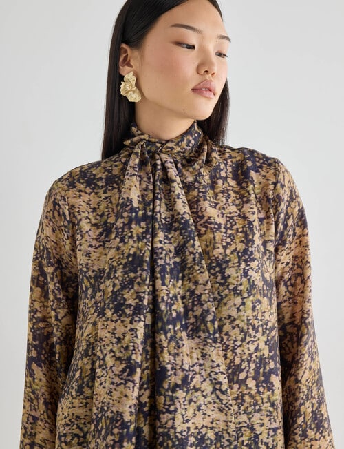 State of play Luminate Blouse Dapple Print product photo View 08 L