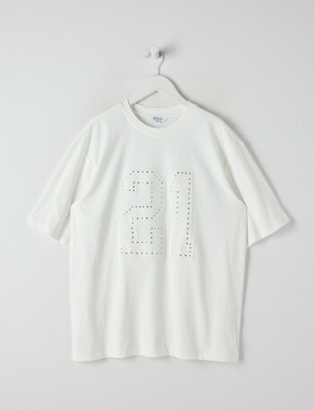Switch Stud Number Oversized Tee, White product photo