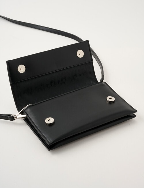 Boston + Bailey Classic Crossbody Bag, Black product photo View 05 L