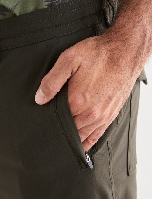 Kauri Trail Tread Pant, Olive product photo View 05 L