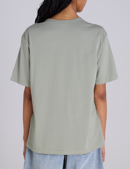 Champion Legacy Tonal Script Tee, Ecology Green product photo View 03 L