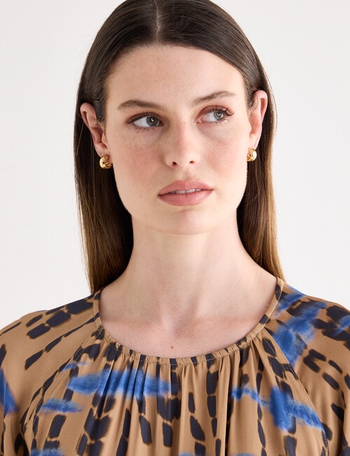 Jigsaw Angle Short Sleeve Top, Gold product photo View 04 L