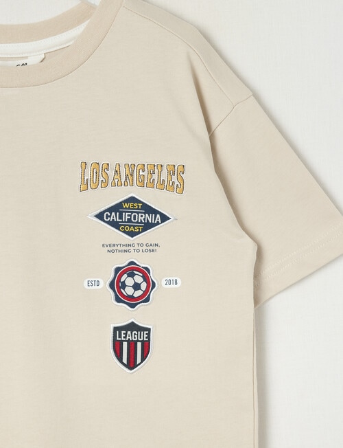 Mac & Ellie Badge Short Sleeve Tee, Stone product photo View 02 L