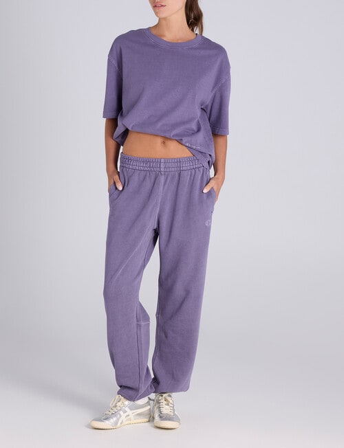 Champion Rochester Vintage Wash Jogger Pant, Craft Purple product photo View 04 L