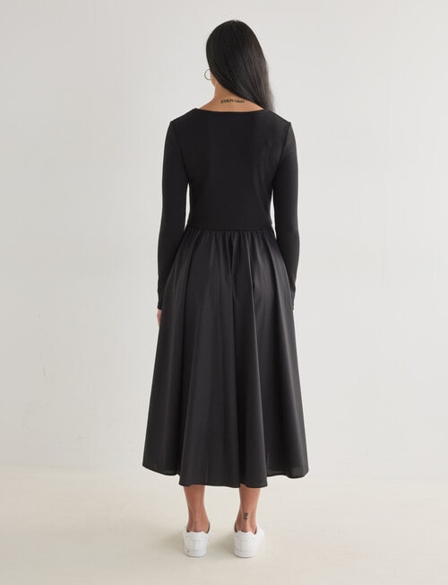 Whistle Long Sleeve Round Neck Rib Dress, Black product photo View 02 L