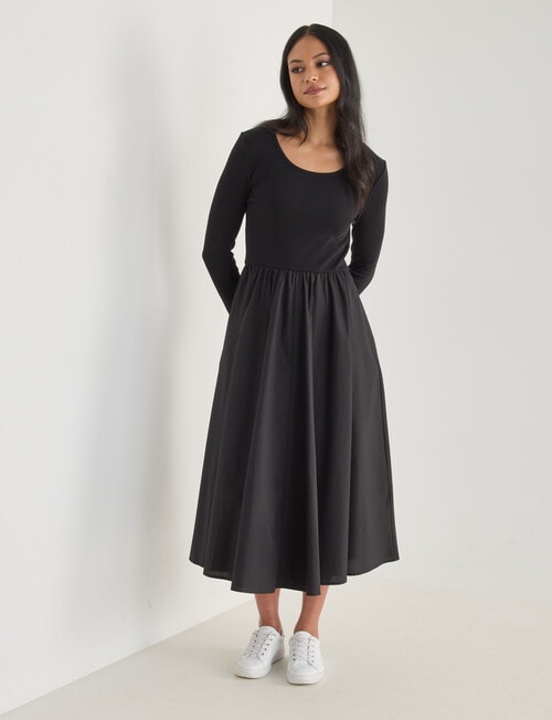 Whistle Long Sleeve Round Neck Rib Dress, Black product photo View 03 L