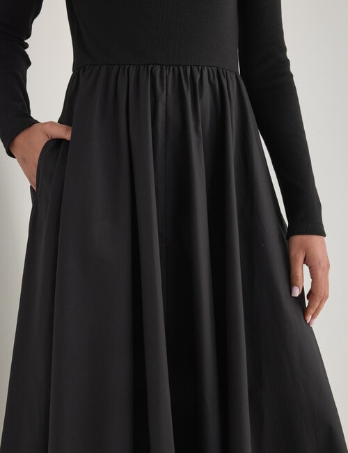 Whistle Long Sleeve Round Neck Rib Dress, Black product photo View 05 L