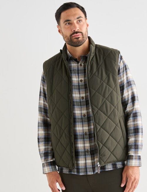 Kauri Trail Sherpa Lined Vest, Dark Khaki product photo View 06 L