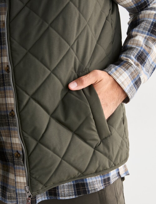 Kauri Trail Sherpa Lined Vest, Dark Khaki product photo View 08 L