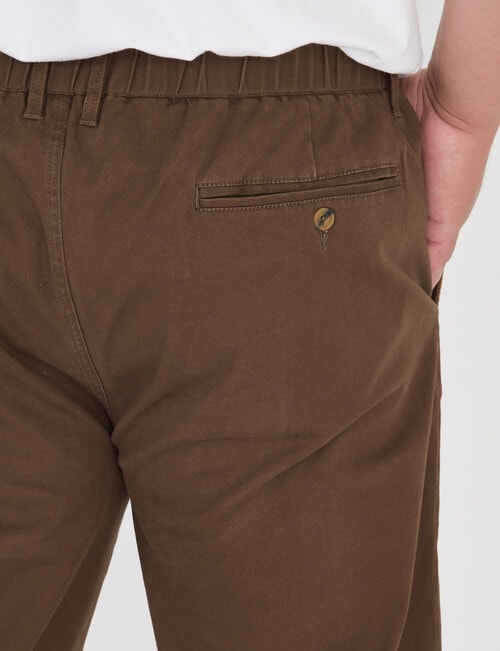 Felix Chino Pant, Chocolate product photo View 05 L