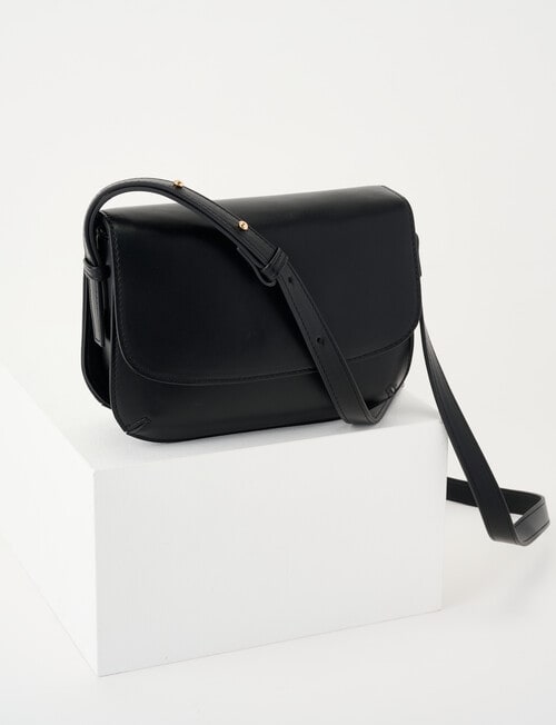 Whistle Heritage Crossbody Bag, Black product photo