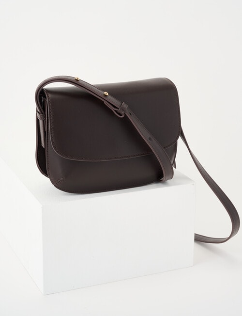 Whistle Heritage Crossbody Bag, Chocolate product photo