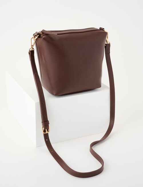 Boston + Bailey Vintage Crossbody Bag, Brown product photo