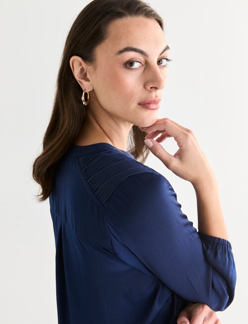 Oliver Black V-Neck Shirred Satin Top, Ink product photo View 04 L