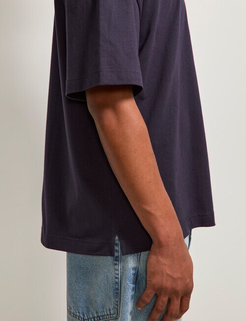 AIR SPACE Oversized Tee, Navy product photo View 04 L