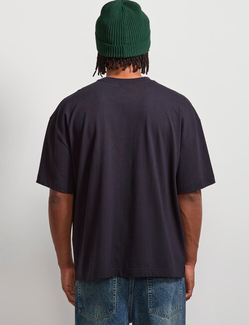 AIR SPACE Oversized Tee, Black product photo View 03 L