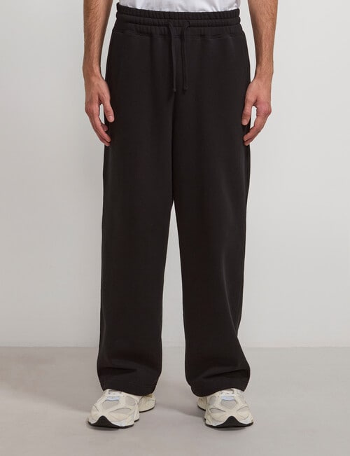 AIR SPACE Relaxed Trackpant, Black product photo View 05 L