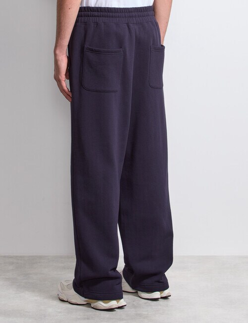 AIR SPACE Relaxed Trackpant, Navy product photo View 03 L
