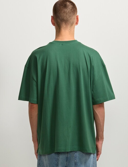 AIR SPACE Muscle Car Tee, Green product photo View 03 L