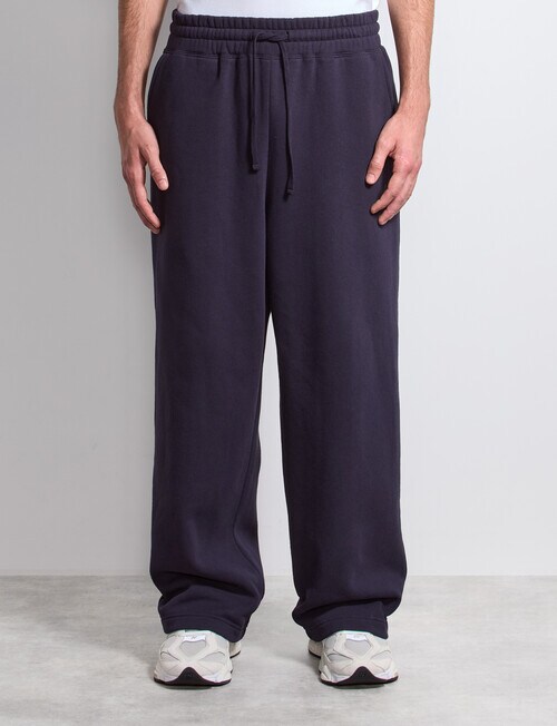 AIR SPACE Relaxed Trackpant, Navy product photo View 06 L