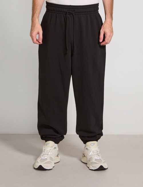AIR SPACE Cuff Trackpant, Black product photo View 02 L