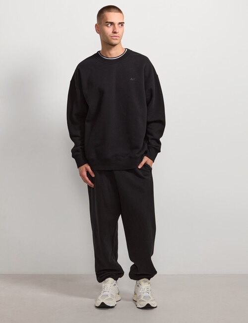 AIR SPACE Oversize Crew Pullover, Black product photo