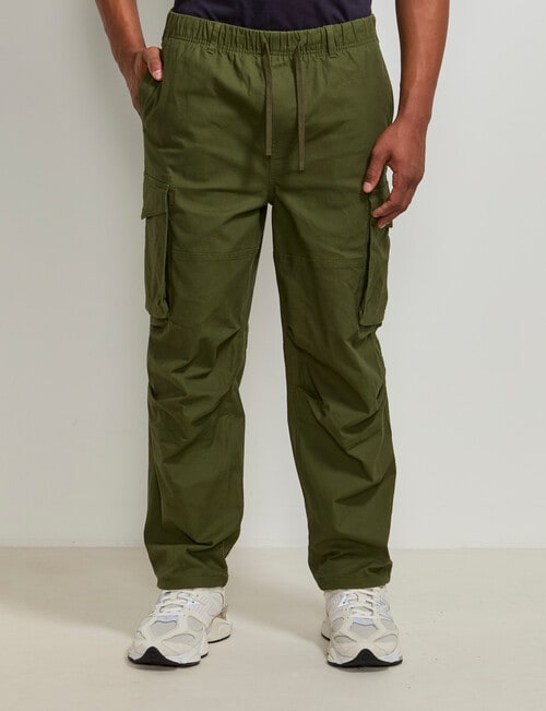 AIR SPACE Relaxed Cargo Pant, Green product photo View 05 L
