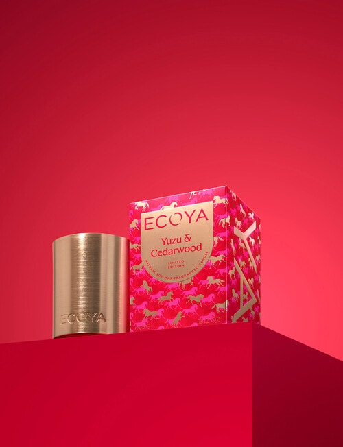 Ecoya Goldie Candle, Yuzu & Cedarwood, 460g product photo View 02 L