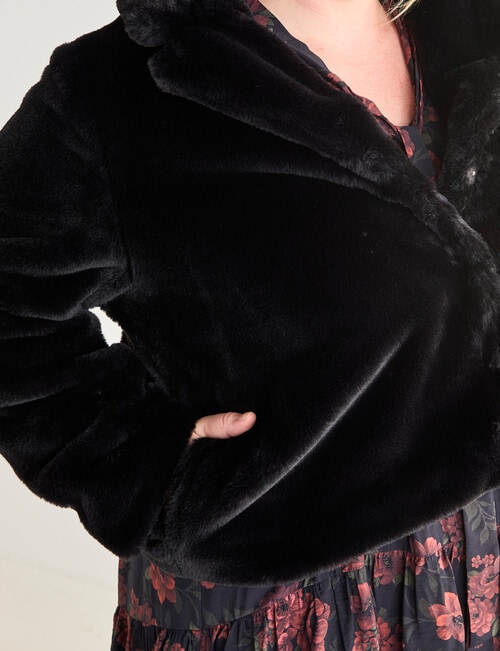 Studio Curve Faux Fur Jacket, Black product photo View 04 L