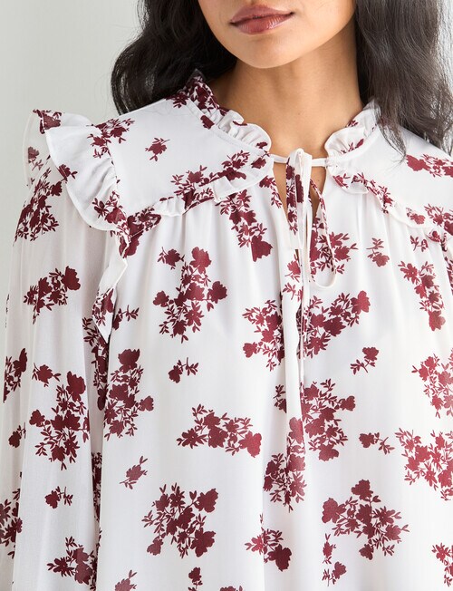 Whistle Shadow Ruffle Blouse, Floral Ivory product photo View 04 L